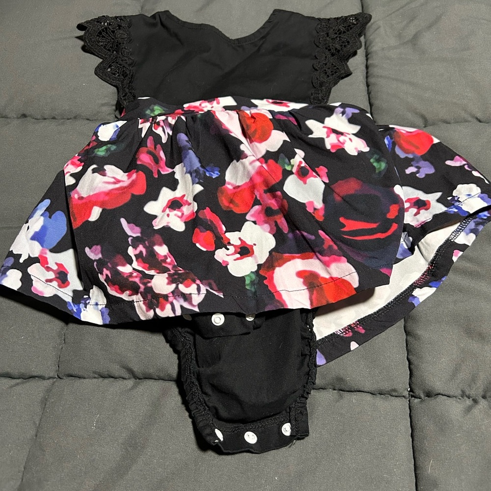 PatPat baby dress, size 9-12 months